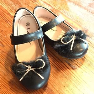 Comway brand Toddler size 8 dress shoes